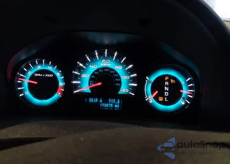 2010 Ford Fusion Sel z USA, uszkodzony, nr VIN 3FAHP0JA4AR243937